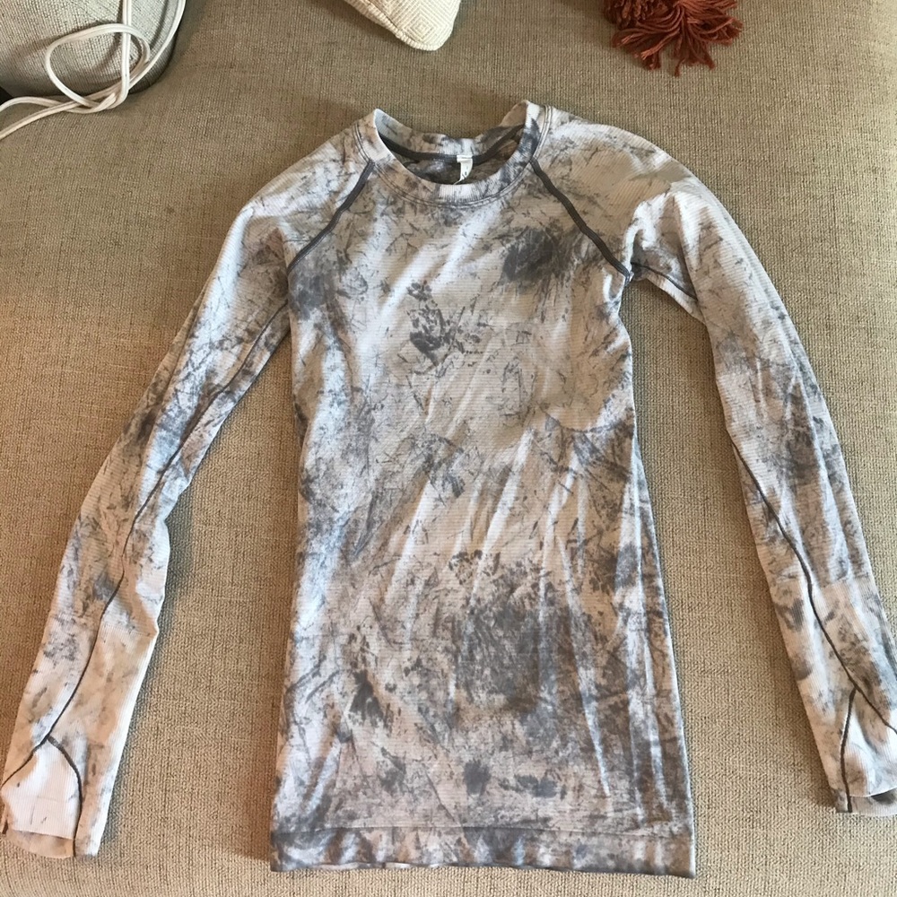 COPY - Lululemon long sleeve